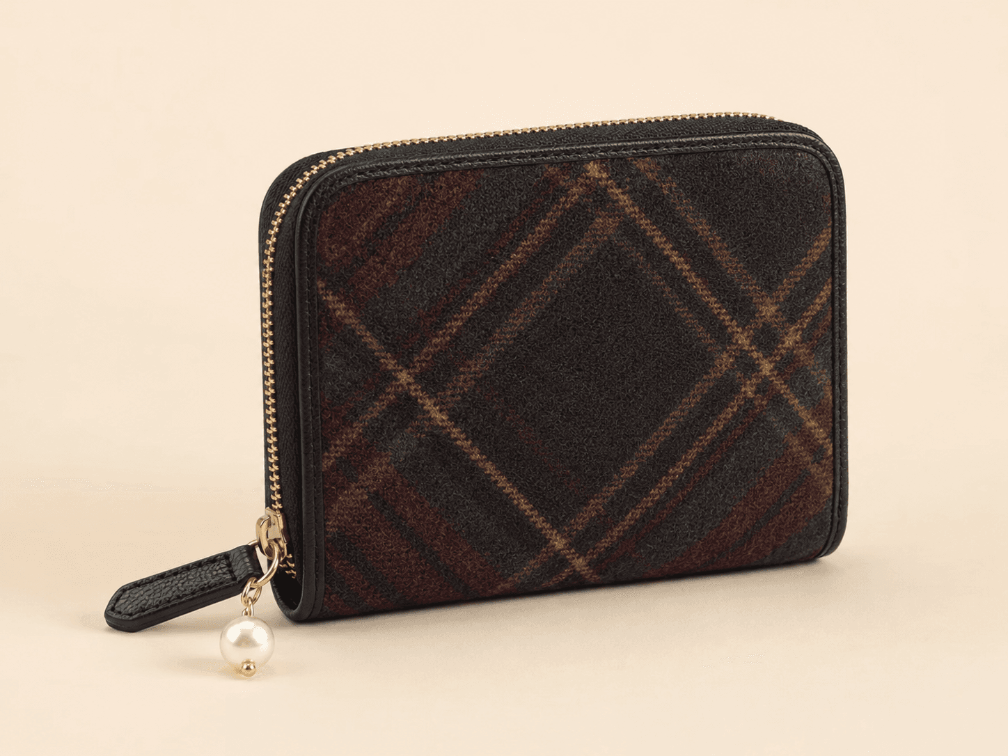 Tartan zip-around wallet development reference